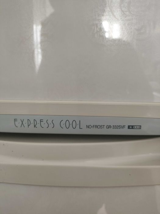 Продам холодильник LG