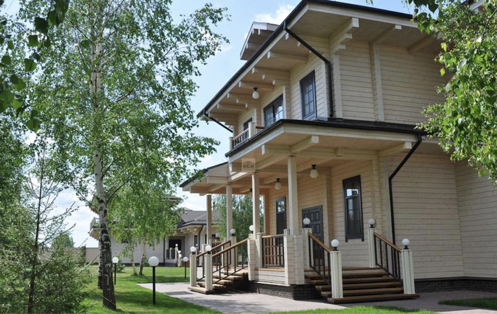 Деревянные дома , срубы , клееный брус , оцилиндрованое бревно