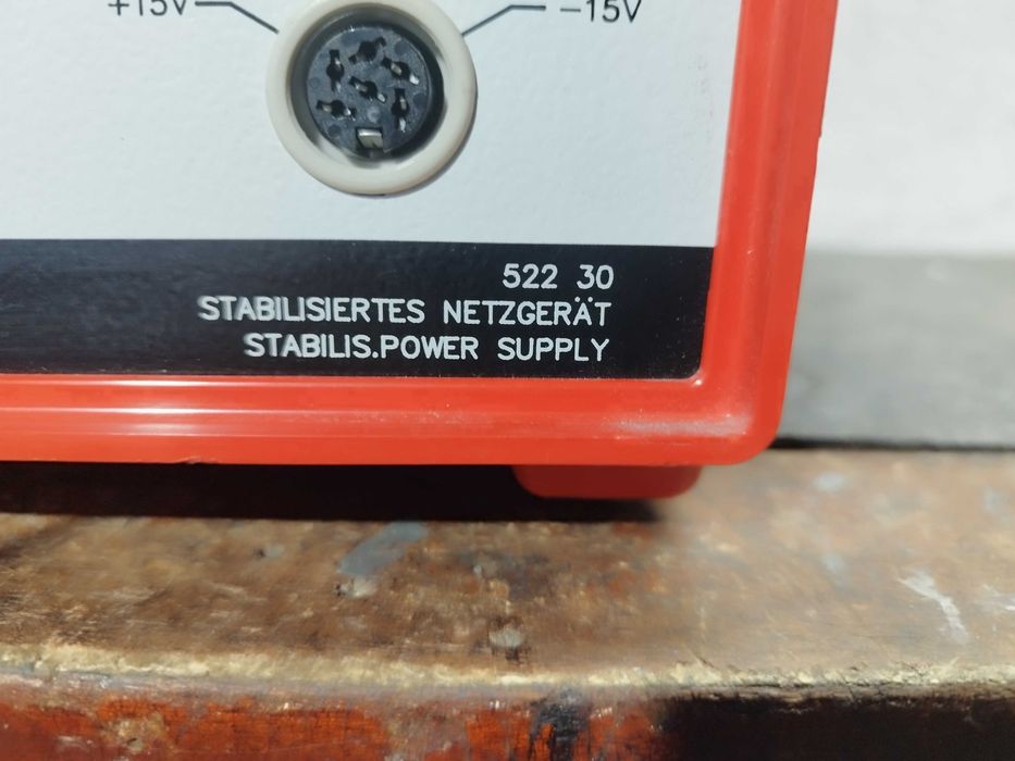 Sursa laborator tensiune diferentiala reglabila 1-30 V / 1A