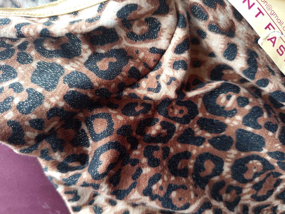 модна  блуза  с дълъг ръкав