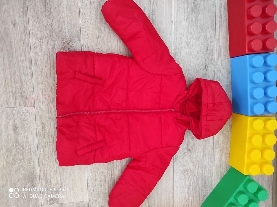 Куртка весна продам