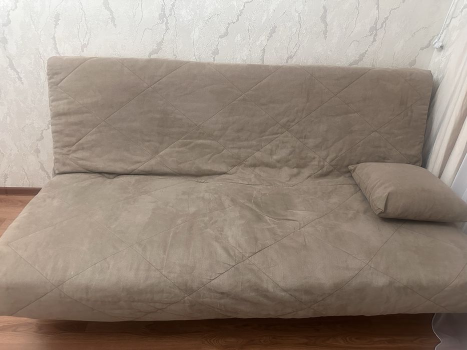 Отдам даром диван, самовывоз