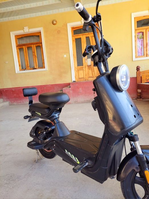 Skuter sotiladi naqtga