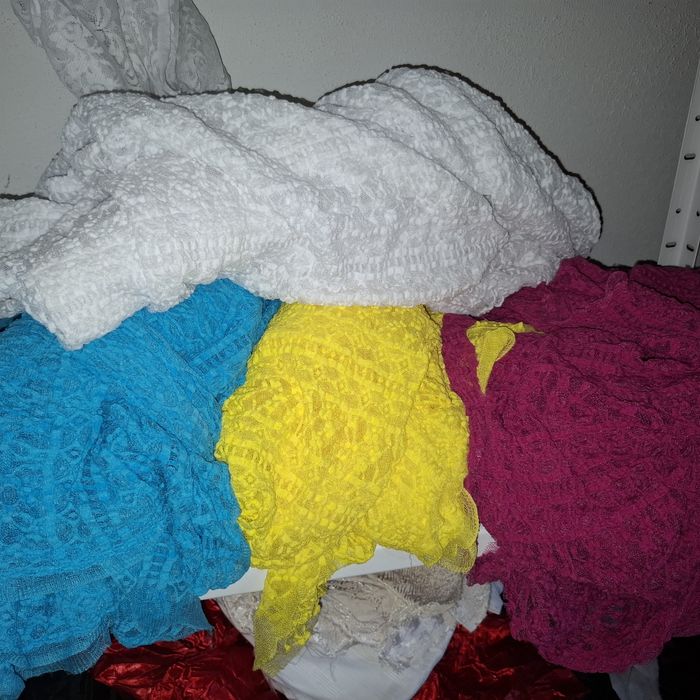 Продавам платове малометражни