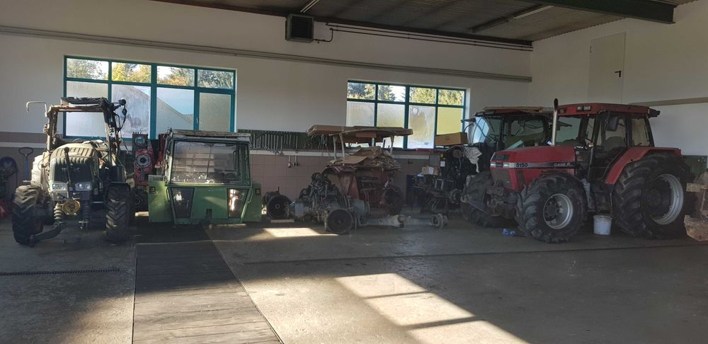 Dezmembrez tractor Fendt 615 ls