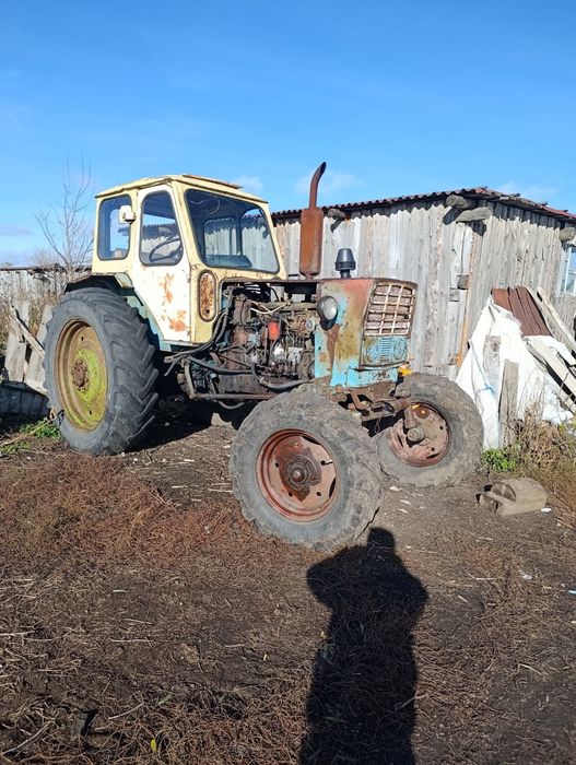 Продам трактор ЮМЗ 6