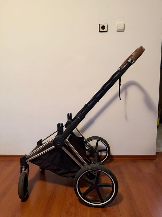 Cybex Priam 4 бебешка количка комплект шаси и лятна седалка