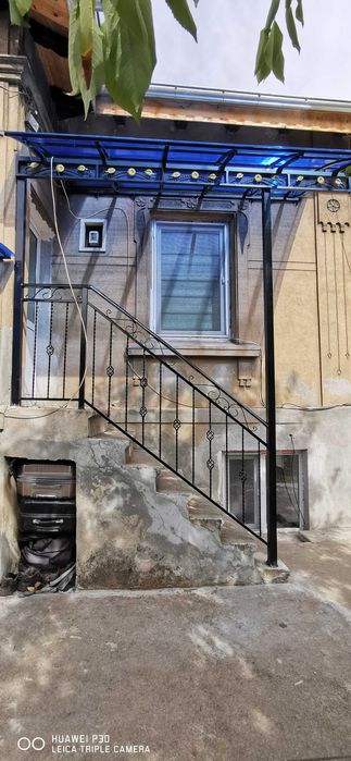 Огради, врати, парапети