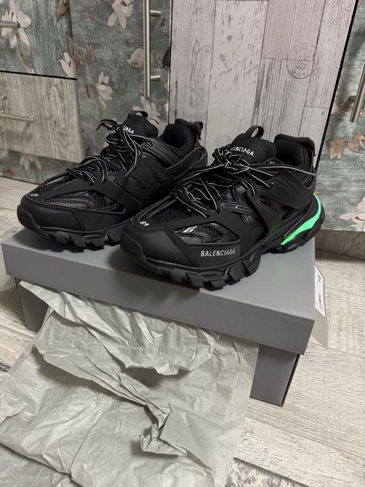 Adidasi Track cu Led