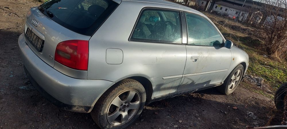 Audi A3 2000г. 1.6i