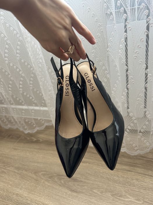Продам туфли лакированные, 37 р