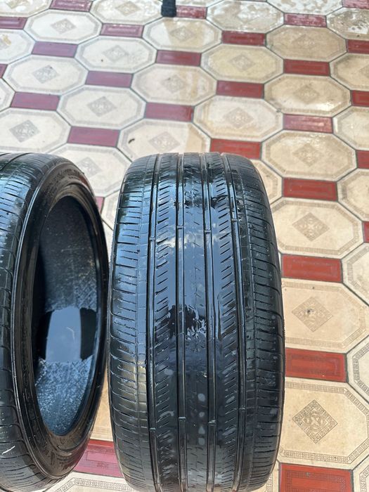 235/40/19 Goodyear
