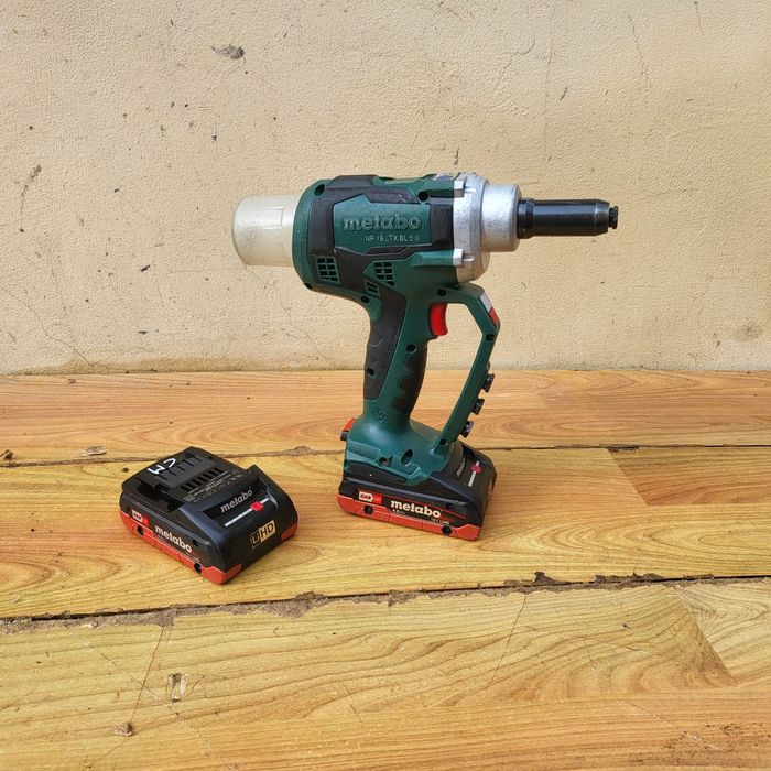 Pistol  popnituri metabo NP 18 LTX