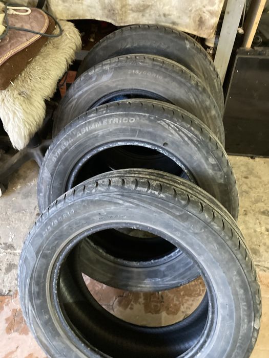 Продам летние шины б/у 215/60/R16