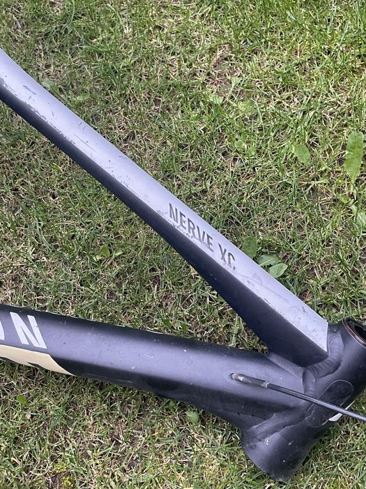 Vand Cadru bicicleta cannyon nerve xc f8