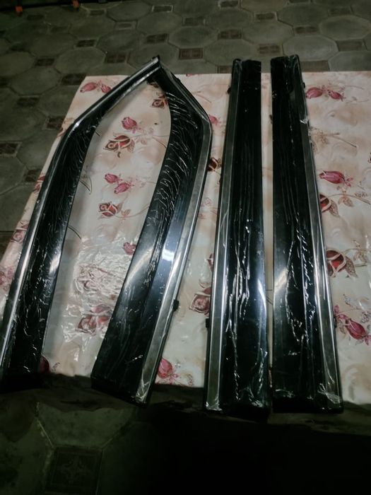 Ветровки на Паджеро 3