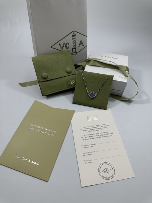 Brățară Van Cleef & Arpels White Gold 750 Chalcedony