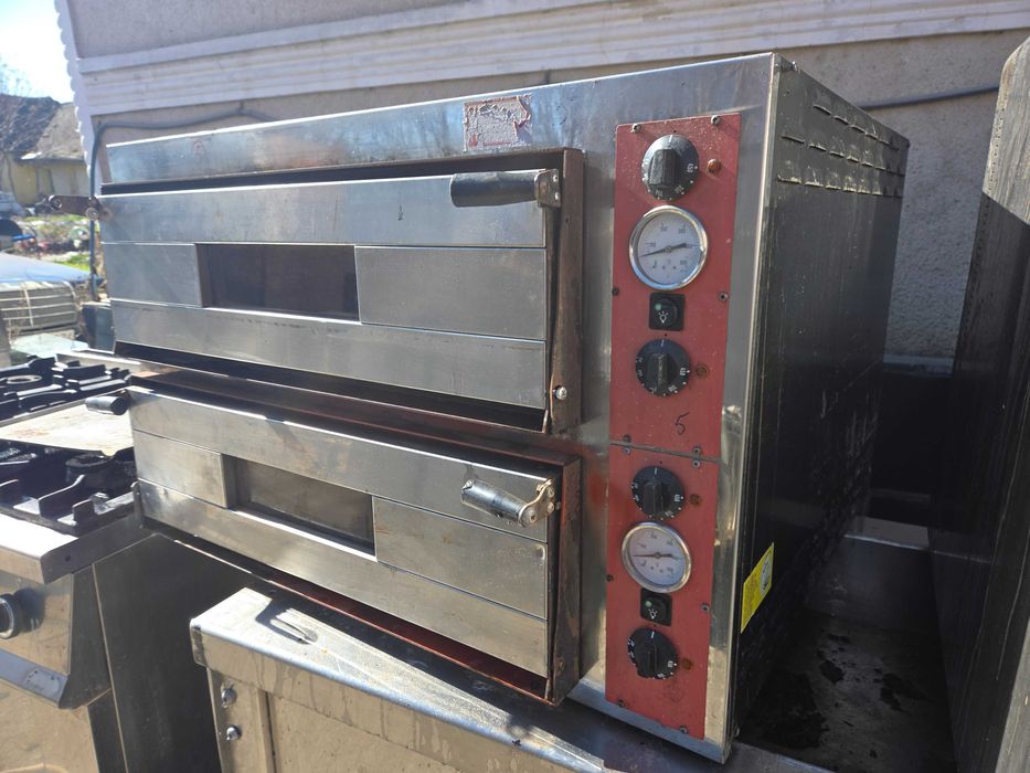 Cuptor pizza electric, la 380v, cu samota, stare buna,  pizza