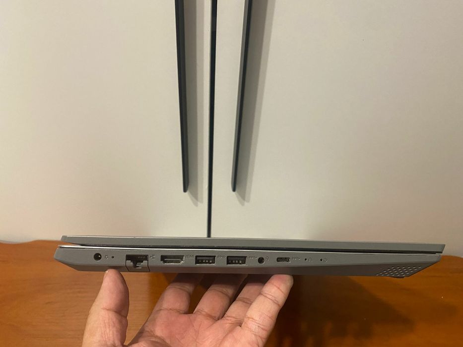 Lenovo intel core i3-11th/IPS Full HD