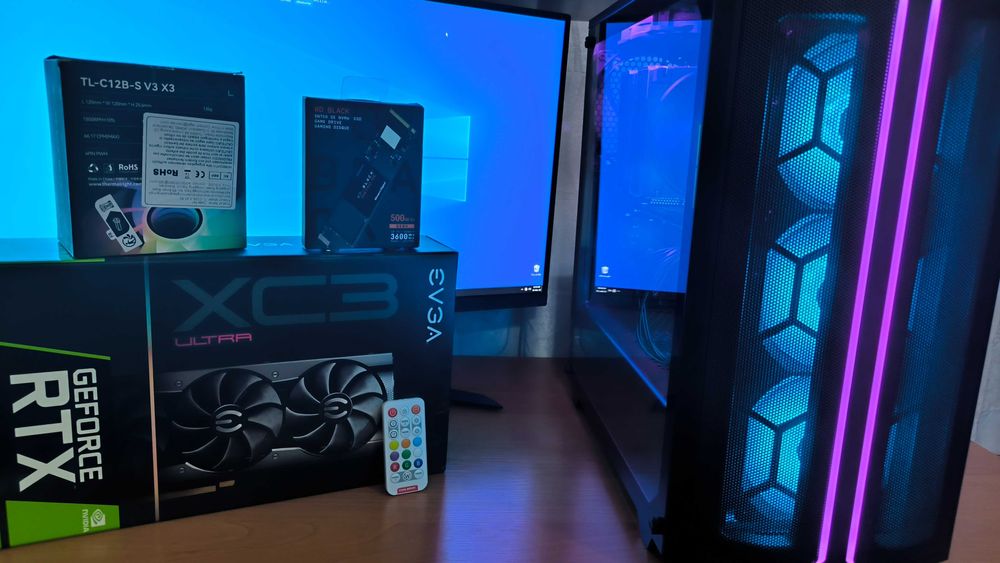 PC Gaming  RTX 3070 EVGA | i7 9700KF | 32GB RAM | Piese NOI