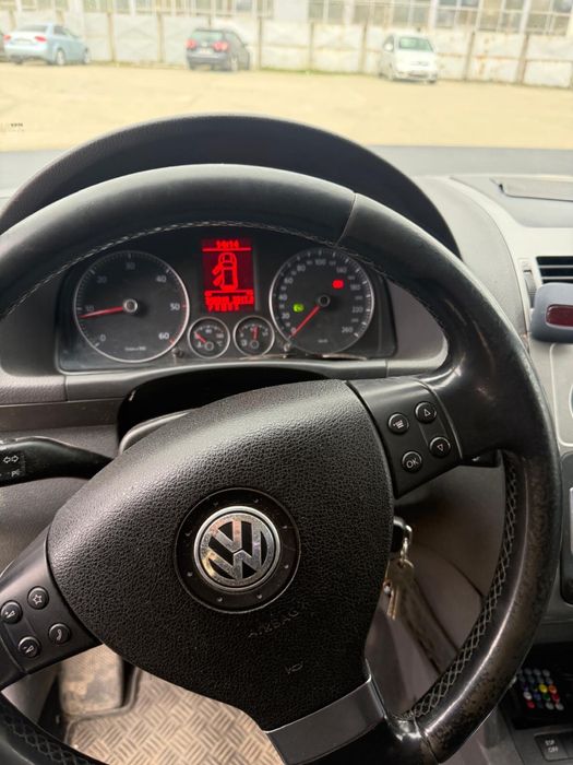 Volkswagen touran facelift 2009 1.9tdi DSG