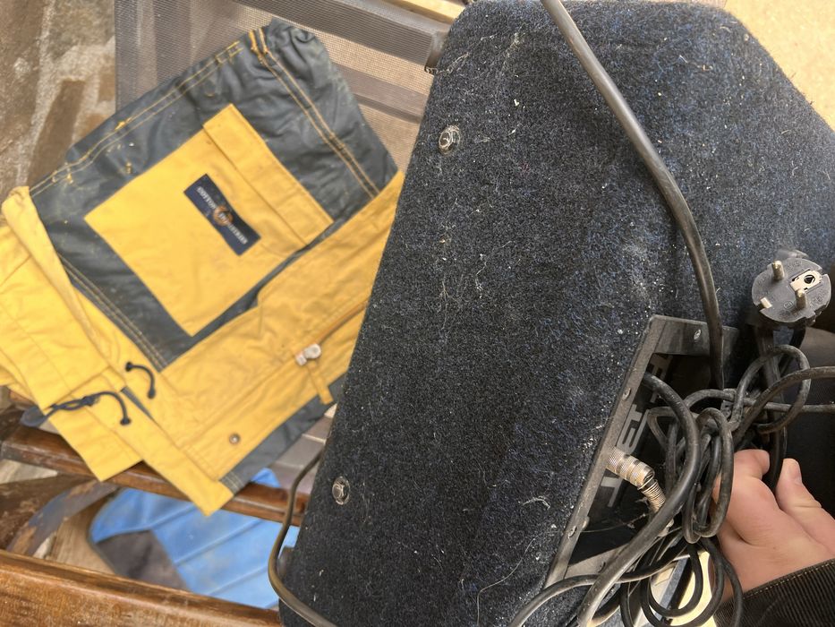 Активна мониторна колона FBT