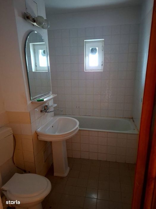 3 camere Gavana 3 , Decomandat / centrală , Amplasament DEOSEBIT!