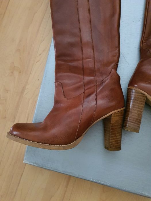 Cizme maro de piele cu toc