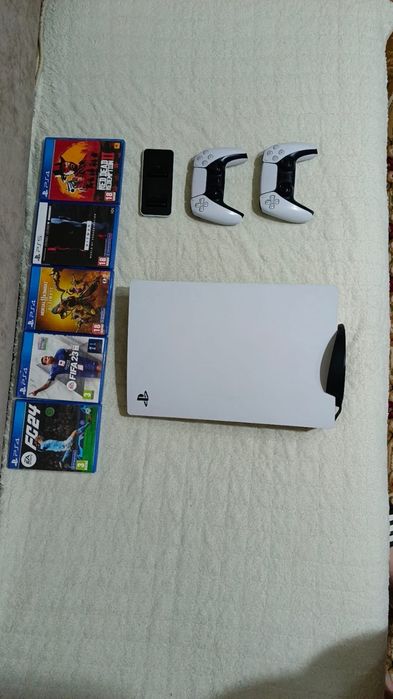 Продам PS 5 2 джостика