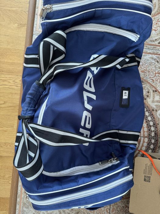 Продам хоккейный баул