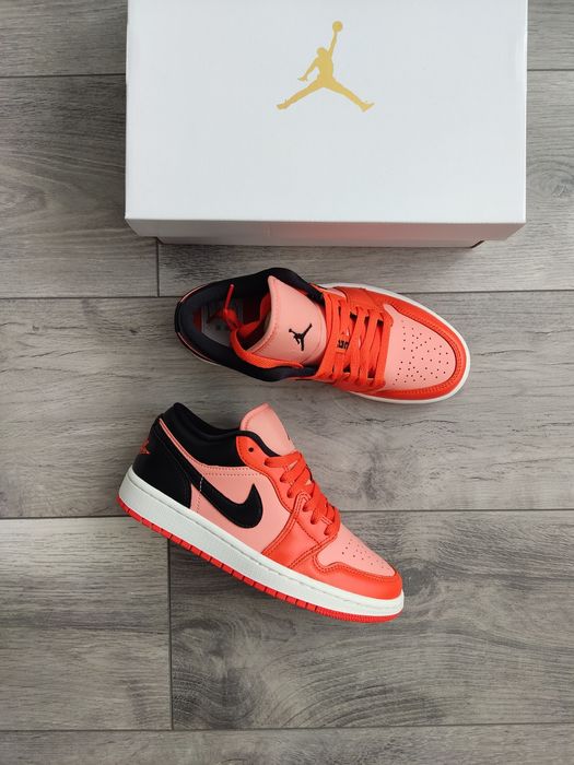 Air Jordan 1 Low