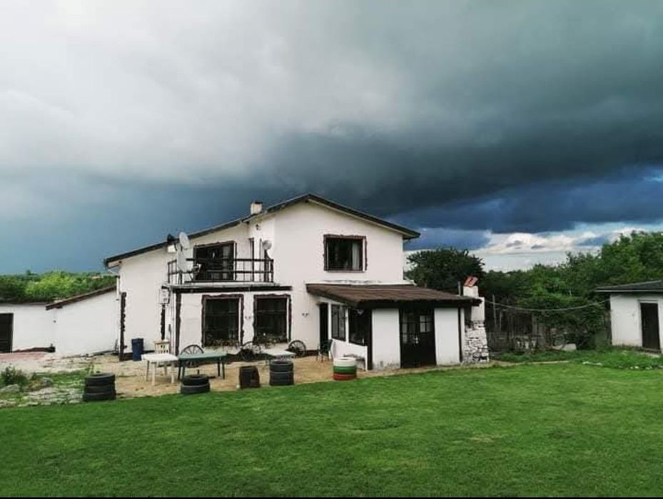 Продава се Къща в с. Крумово, Област Варна - 240 кв.м за 1167 €/кв.м - Снимка #1