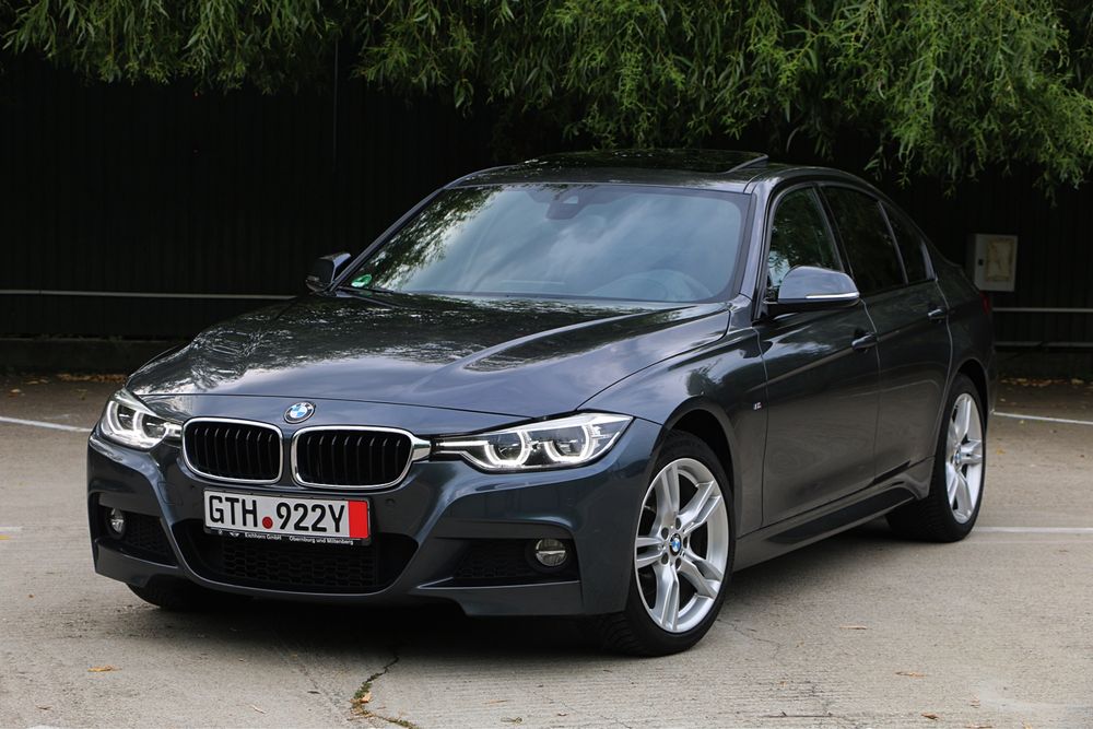 BMW F30 / Seria 3 / 320d/ 190CP / LCI / MPachet / Trapa / Alcantara / Line Assist / Full led