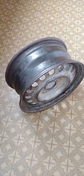 Продам Диск на R15