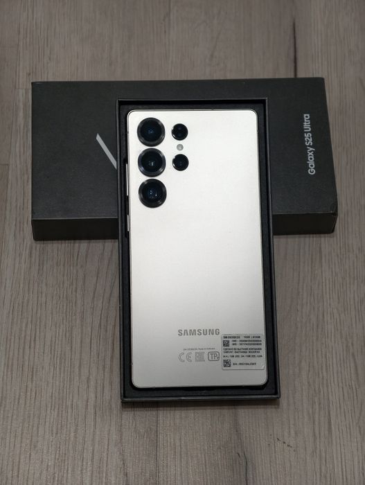 Samsung S25 Ultra 512 gb Ram 12 5G EAC