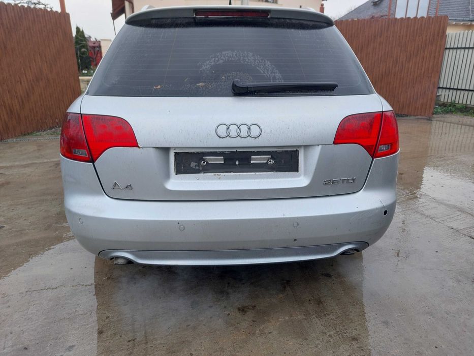 Parbriz - Orice piesa Audi A4 B7 2.5 TDI 163 CP BDG multitronic bixeno