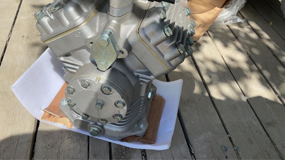 Компрессор кондиционера vanhool