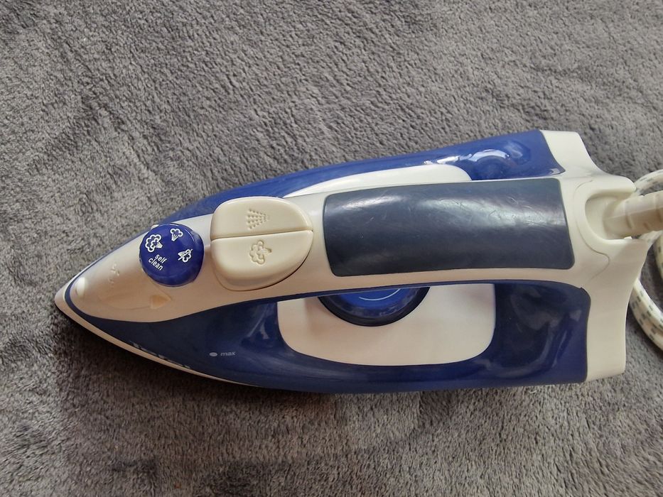 Fier de calcat Tefal FV1320