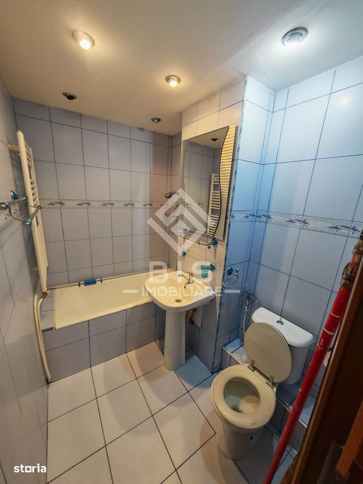 Apartament Generos de 4 Camere în Bistrița – Zonă Centrală