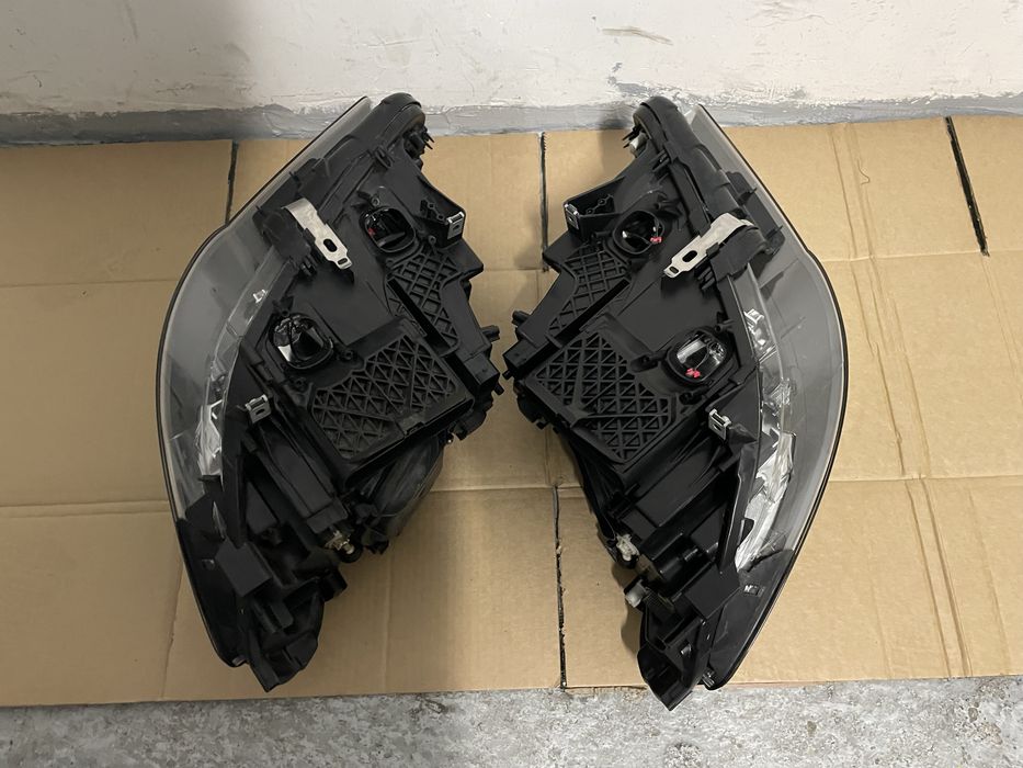 Far BMW Seria 5 F10 F11 Facelift Bi-Xenon Stanga/Dreapta Europa