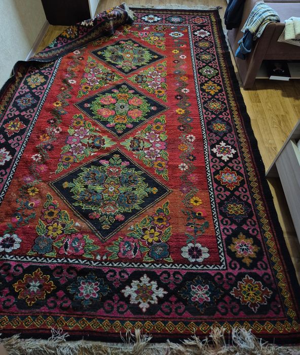 Ковер ручной работы