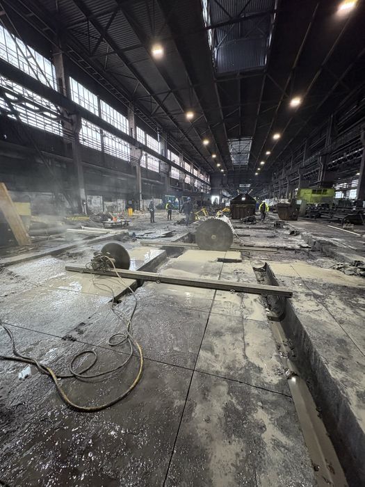 Demolat tăiat beton șanturi electrice