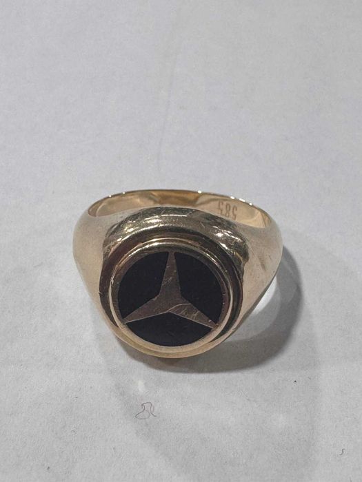 Продавам Мъжки Златен Пръстен Тип Мерцедес Грамаж 7.1 грама