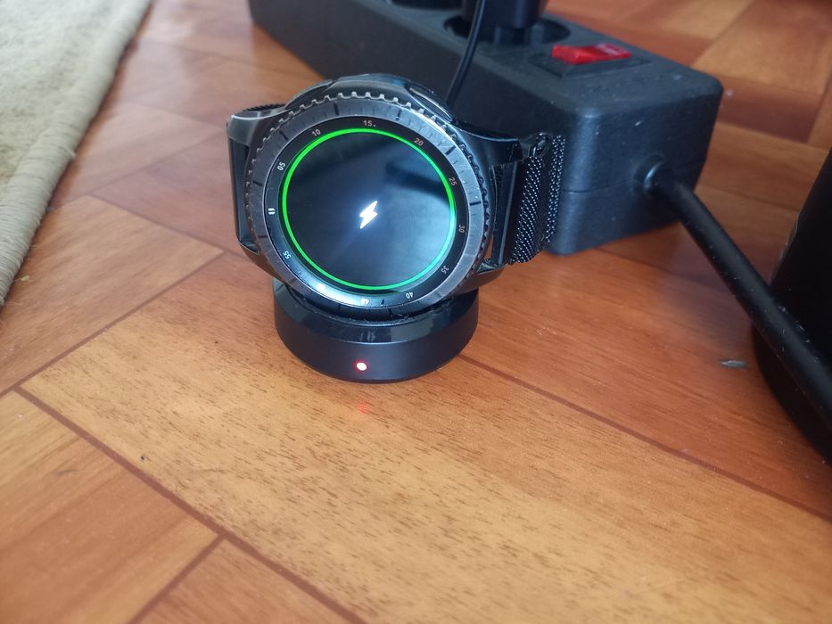 Умные часы Samsung Gear S3 frontier