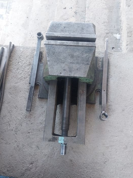 Строительная тиса