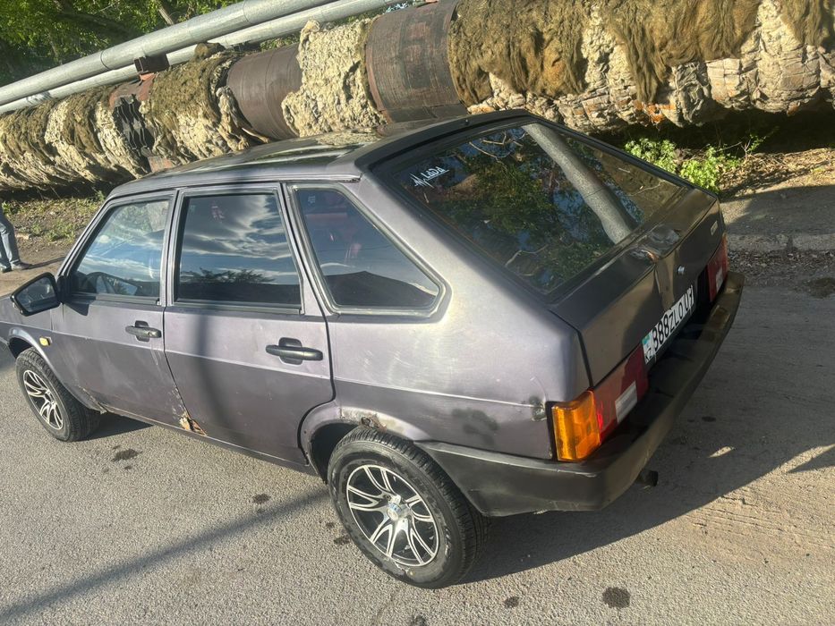Продам ВАЗ 2109. Год 2001