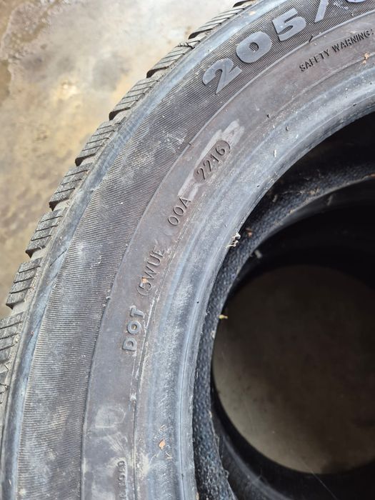 Anvelope iarna 205/60r16
