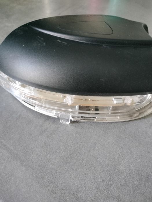 Vând semnal oglinda stânga Golf6