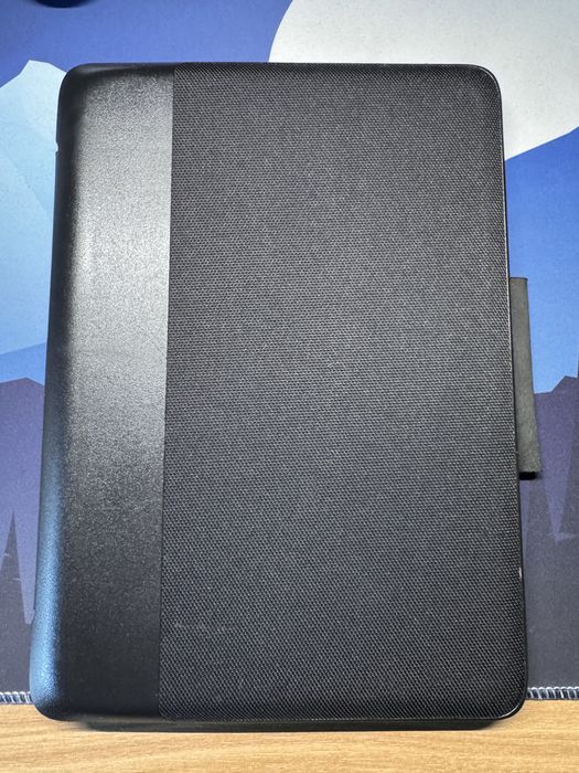 iPad Pro 10.5 64GB Cellular + Logitech Keyboard Case