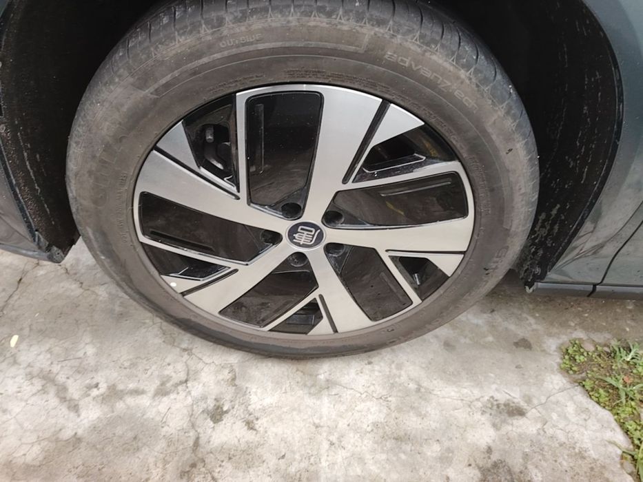 BYD Tang L, 670km Flagship